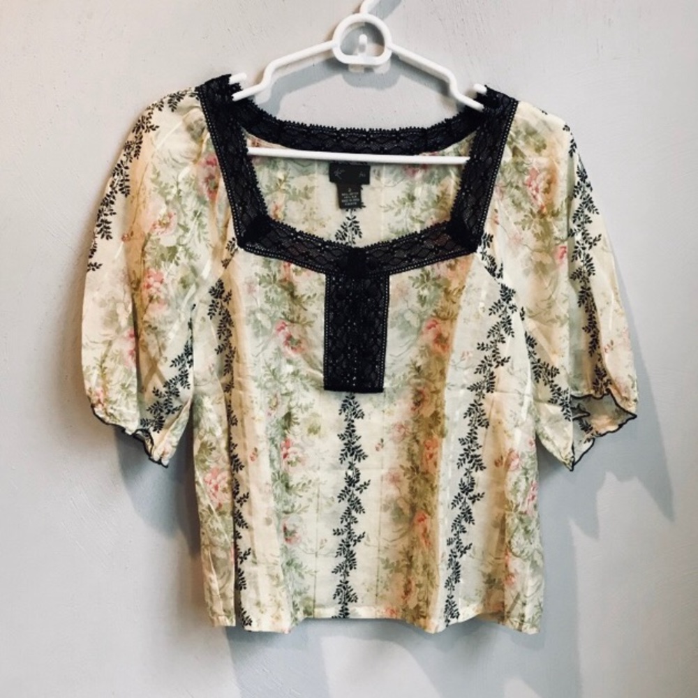 💫3/$12 Anthropologie | Glen Margaret top size 2